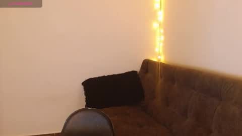 chloelopez_ online show from 01-28-25, 04:08