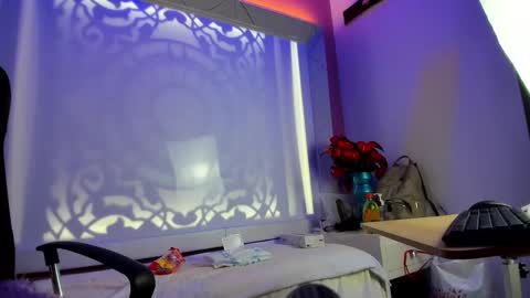 Snapshot of chloemartini_ chatting on 05-29-26, 02:53 ChloeSignup For Free Join my Fan Club online show from 05-29-26, 02:53