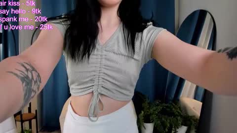 Snapshot of chloesecrets chatting on 01-09-26, 01:58 Chloe online show from 01-09-26, 01:58