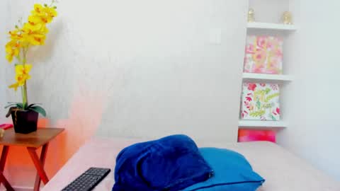 Snapshot of chloesmith9 chatting on 05-21-26, 08:49 Chloe online show from 05-21-26, 08:49