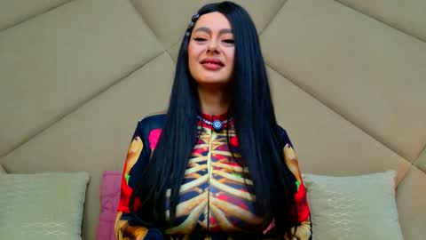 Chloe Vee online show from 03-25-26, 06:19