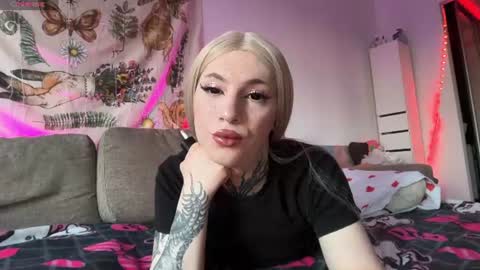 Chloe INDEPENDENT MODEL online show from 07-19-26, 06:11