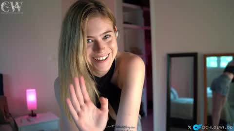 Chloe  online show from 01-13-25, 05:23