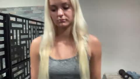 Chloe Babe online show from 01-18-26, 05:00