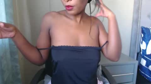 Snapshot of choccoa chatting on 05-04-26, 06:42 Daisy online show from 05-04-26, 06:42