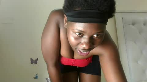 Snapshot of choco_berbie chatting on 07-23-26, 09:13 Choco berbie online show from 07-23-26, 09:13