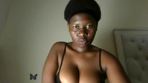 Snapshot of choco_berbie chatting on 07-24-26, 01:09 Choco berbie online show from 07-24-26, 01:09