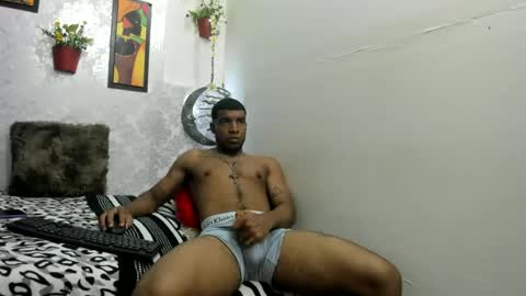 Choco online show from 10-20-25, 04:13