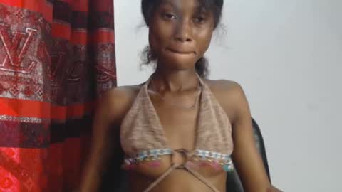 choco_petitqueen online show from 12-29-24, 03:03