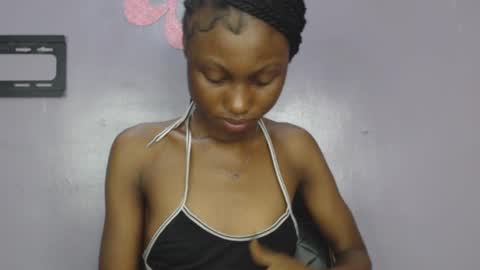 choco_petitqueen online show from 01-12-25, 03:03