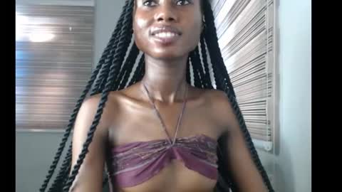 Snapshot of choco_petitqueen chatting on 11-08-25, 07:41 choco_petitqueen online show from 11-08-25, 07:41