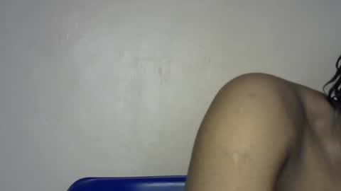 Snapshot of choco_slut77 chatting on 07-06-26, 03:25 Sexyslut online show from 07-06-26, 03:25