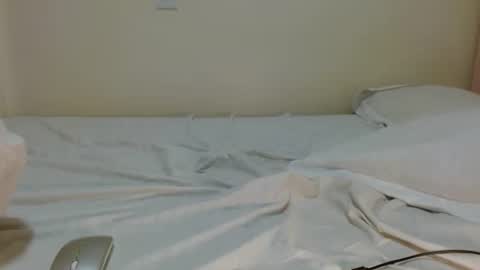 Snapshot of choco_sweee chatting on 02-18-26, 10:39 Maddie online show from 02-18-26, 10:39