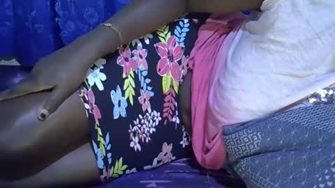 chocolate_baby2 online show from 10-25-25, 08:55