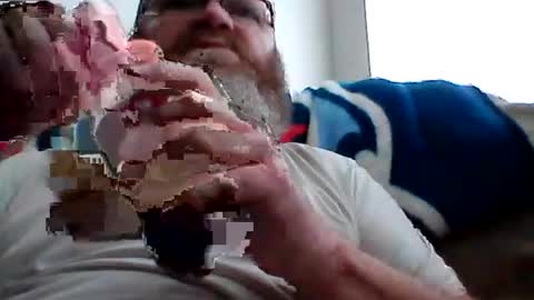chocolate_lover32 online show from 07-11-26, 06:54