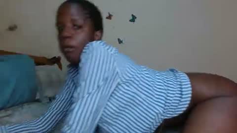 chocolatebony_ online show from 05-27-26, 06:32