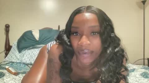 chocolatebunni00824 online show from 10-23-25, 04:45