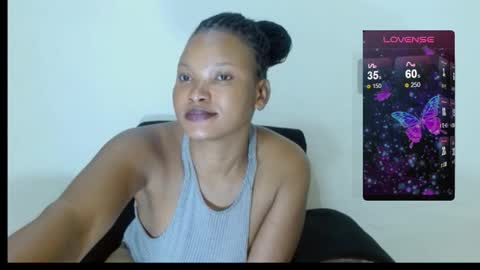 Snapshot of chocolatemilkebony chatting on 09-22-25, 07:32 chocolatemilkebony online show from 09-22-25, 07:32