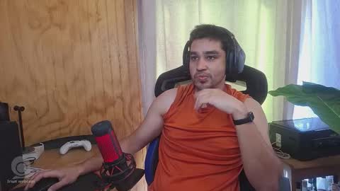 Snapshot of chocomate chatting on 11-25-25, 12:16 chocomate online show from 11-25-25, 12:16