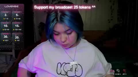 Snapshot of choe_bliss chatting on 10-10-25, 03:05 choe_bliss online show from 10-10-25, 03:05