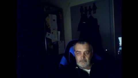 Chris online show from 04-12-26, 02:49