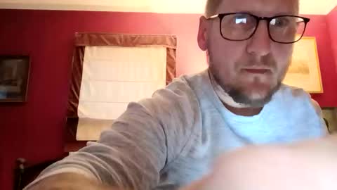 Christopher the Blue-Eye Guy online show from 10-26-25, 10:25