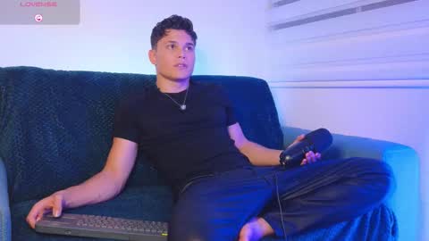 Chris Argent online show from 10-25-25, 03:47