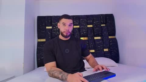 Chris B online show from 11-26-25, 06:09