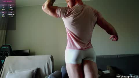 Snapshot of chris_boy37 chatting on 10-19-25, 06:25 redhead thief of sausages and hearts online show from 10-19-25, 06:25