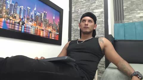 chris_dick2 online show from 12-02-25, 07:36