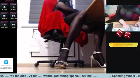 Snapshot of chris_hot73 chatting on 02-05-26, 09:14 Chris online show from 02-05-26, 09:14