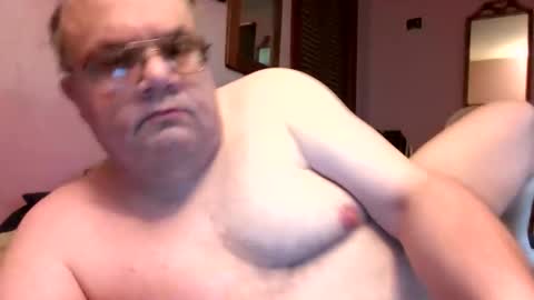 Chris The Jerk Off King online show from 05-09-26, 06:02