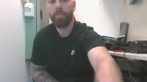 Snapshot of chrisomate31 chatting on 02-03-25, 05:07 chrisomate31 online show from 02-03-25, 05:07