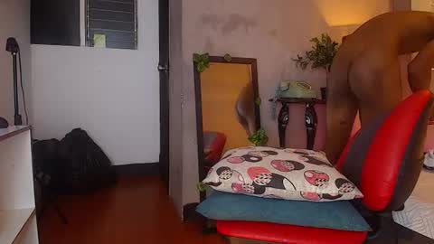 Snapshot of chriss_ath chatting on 06-09-26, 12:28 chriss online show from 06-09-26, 12:28