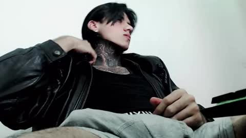 Snapshot of chriss_opp chatting on 03-02-25, 05:47 CHRIS INDEPENT MODEL online show from 03-02-25, 05:47