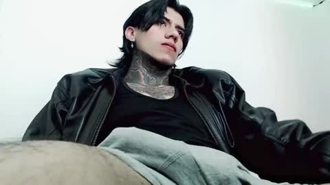 Snapshot of chriss_opp chatting on 03-02-25, 08:50 CHRIS INDEPENT MODEL online show from 03-02-25, 08:50