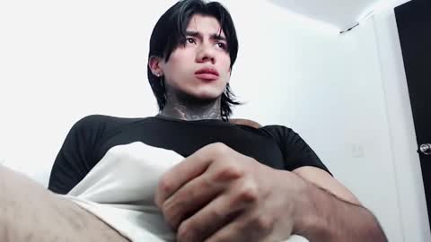 Snapshot of chriss_opp chatting on 03-09-25, 03:43 CHRIS INDEPENT MODEL online show from 03-09-25, 03:43