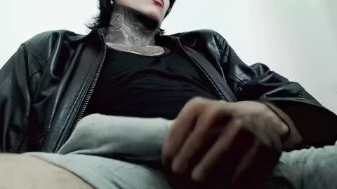 Snapshot of chriss_opp chatting on 03-10-25, 05:18 CHRIS INDEPENT MODEL online show from 03-10-25, 05:18