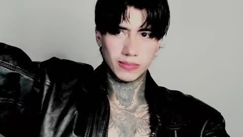 Snapshot of chriss_opp chatting on 11-10-25, 11:59 CHRIS INDEPENT MODEL online show from 11-10-25, 11:59