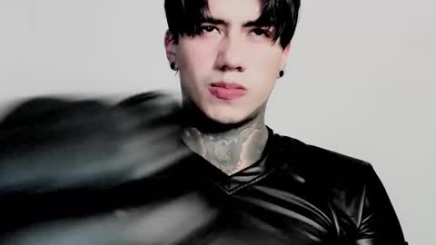 Snapshot of chriss_opp chatting on 11-11-25, 11:27 CHRIS INDEPENT MODEL online show from 11-11-25, 11:27