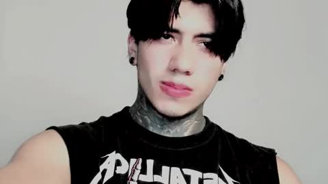 Snapshot of chriss_opp chatting on 01-07-26, 12:24 CHRIS INDEPENT MODEL online show from 01-07-26, 12:24