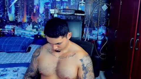 Snapshot of chriss_stewart2 chatting on 12-05-25, 03:15 Chriss Stewart online show from 12-05-25, 03:15