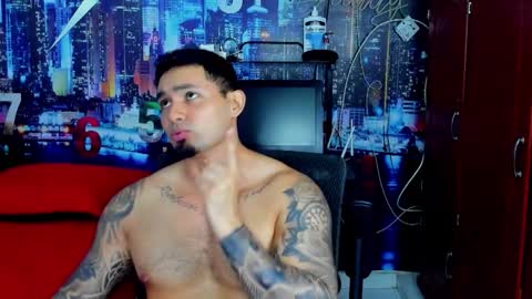 Snapshot of chriss_stewart2 chatting on 12-18-25, 05:24 Chriss Stewart online show from 12-18-25, 05:24