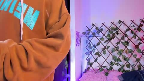 Christian Wang online show from 04-05-26, 09:01