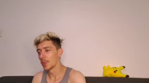 Snapshot of chrisslicer chatting on 11-23-25, 01:16 Christopher online show from 11-23-25, 01:16