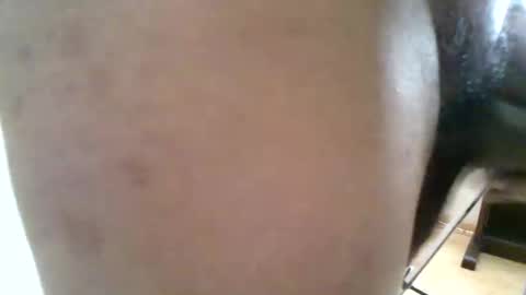 Snapshot of chrisswift3000ad chatting on 12-22-25, 07:44 chrisswift3000ad online show from 12-22-25, 07:44