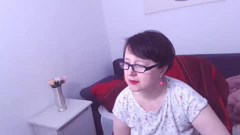 Snapshot of christarose chatting on 12-08-24, 12:51 Christa online show from 12-08-24, 12:51