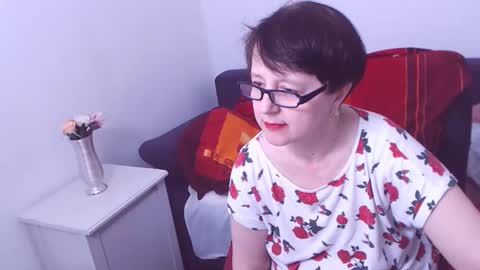 Snapshot of christarose chatting on 12-09-24, 03:18 Christa online show from 12-09-24, 03:18