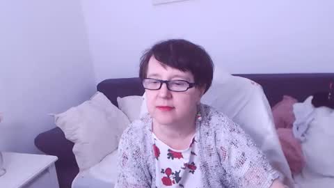 Snapshot of christarose chatting on 12-15-24, 07:46 Christa online show from 12-15-24, 07:46