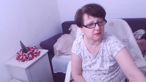 Snapshot of christarose chatting on 12-22-24, 08:16 Christa online show from 12-22-24, 08:16